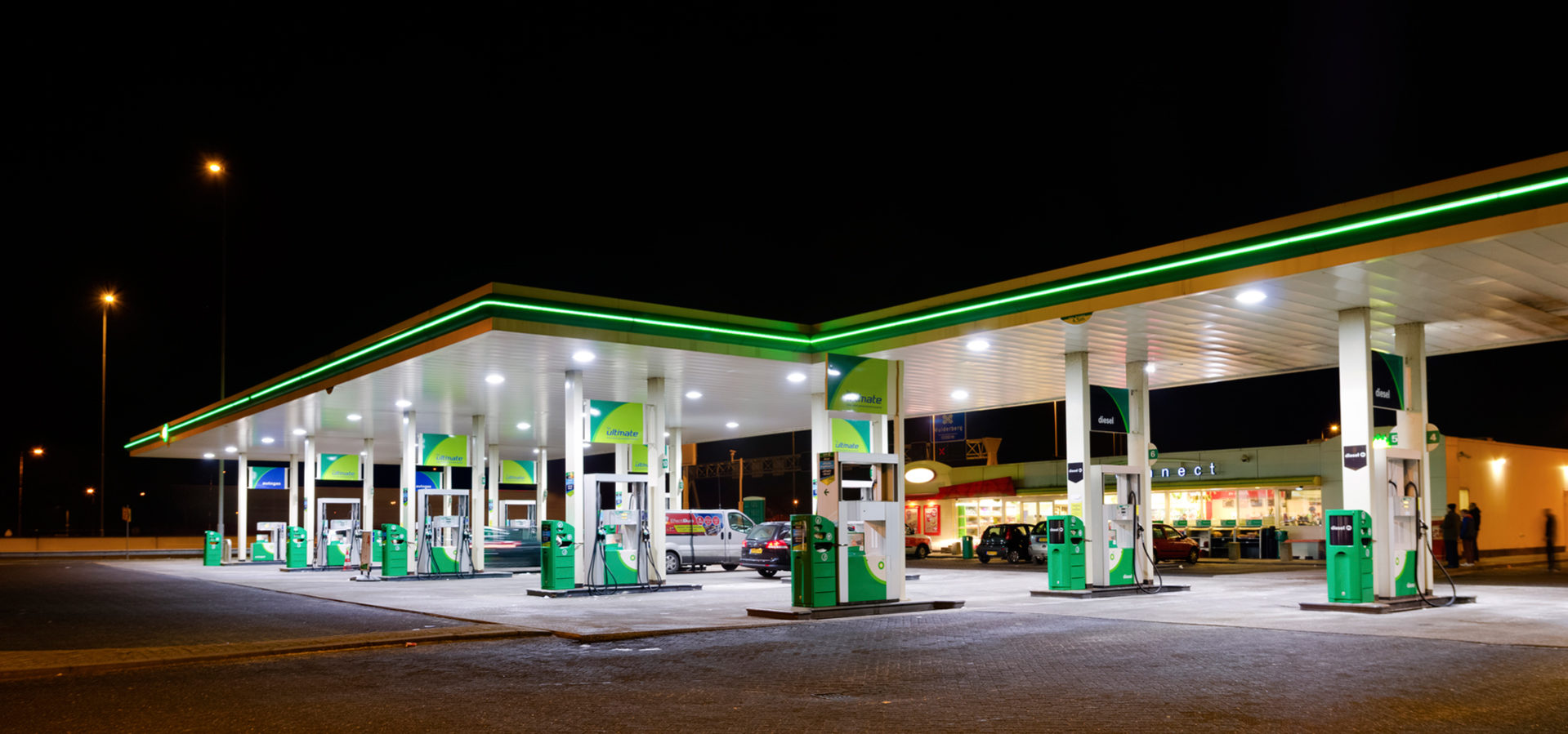 Image of a modern gas station supplied by JN Supply Co, showcasing quality petroleum parts ensuring smooth operations and efficiency.